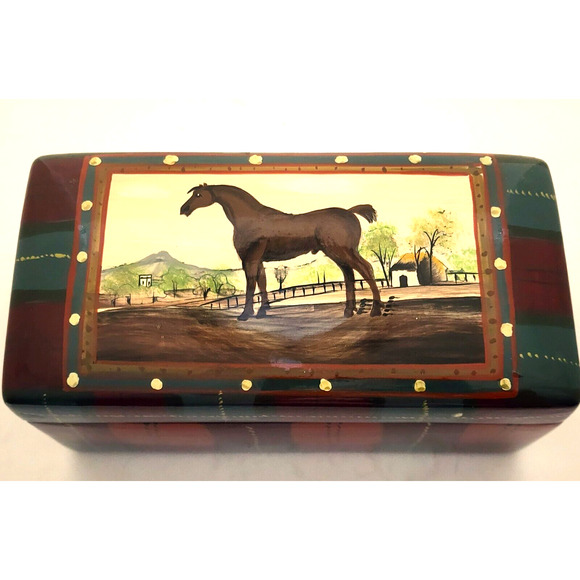 JEWELRY/STORAGE CERAMIC BOX-GEAR COLLECTION-TOYO-Red Green Plaid-Horse-Farm - Picture 1 of 15